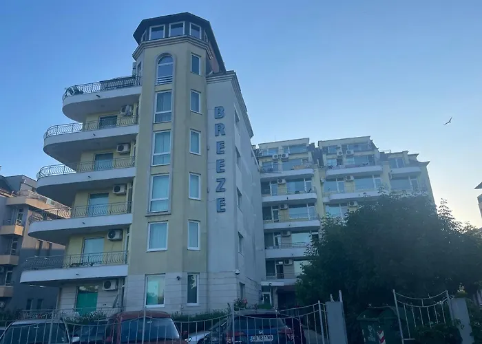 Apartamento комплекс бриз / Breeze Complex